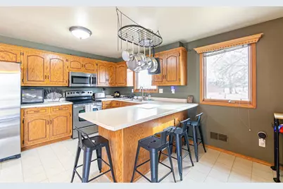 1833 Mac Court, Green Bay, WI 54311 - Photo 11