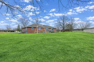 1833 Mac Ct, Green Bay, WI 54311 - Photo 3