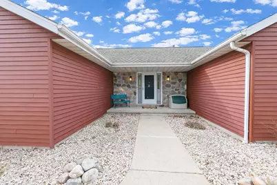 1833 Mac Court, Green Bay, WI 54311 - Photo 5