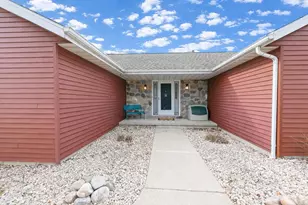 1833 Mac Ct, Green Bay, WI 54311 - Photo 5