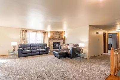 1833 Mac Court, Green Bay, WI 54311 - Photo 7