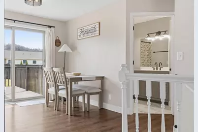 3011 S Pleasant Drive, Holmen, WI 54636 - Photo 5