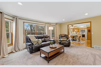 1838 Westbreeze Drive, Oshkosh, WI 54904 - Photo 9