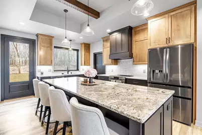 3907 Trappers Bend Court, Green Bay, WI 54313 - Photo 7