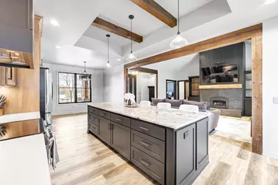 3907 Trappers Bend Court, Green Bay, WI 54313 - Photo 9