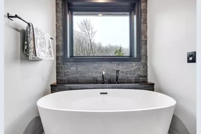 3907 Trappers Bend Court, Green Bay, WI 54313 - Photo 17