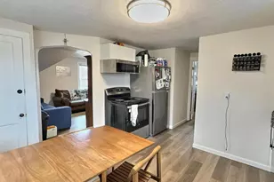 1143 Van Buren Ave, Oshkosh, WI 54902 - Photo 11