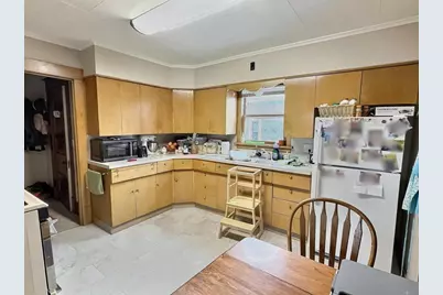 1143 Van Buren Avenue, Oshkosh, WI 54902 - Photo 5