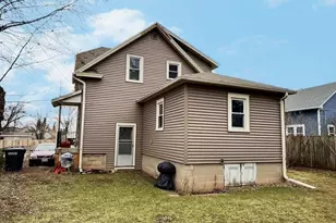 1143 Van Buren Ave, Oshkosh, WI 54902 - Photo 17