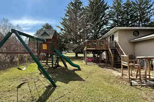 266 Forest St, Berlin, WI 54923 - Photo 57