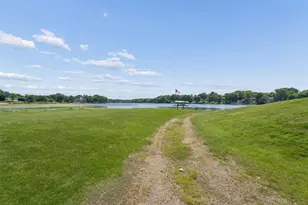 2490 Stroebe Island Dr, Appleton, WI 54914 - Photo 27