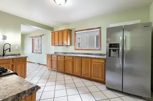 1719 21st St, Two Rivers, WI 54241 - Photo 9