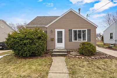 825 15th Avenue, Green Bay, WI 54304 - Photo 1