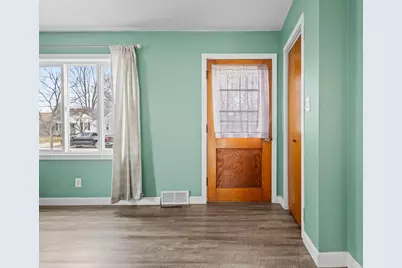 825 15th Avenue, Green Bay, WI 54304 - Photo 3