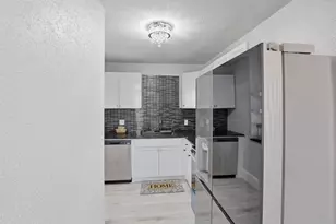 1303 Prospect Ave, Appleton, WI 54914 - Photo 9