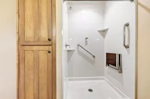 3825 Shore Crest Ln, Green Bay, WI 54311 - Photo 17