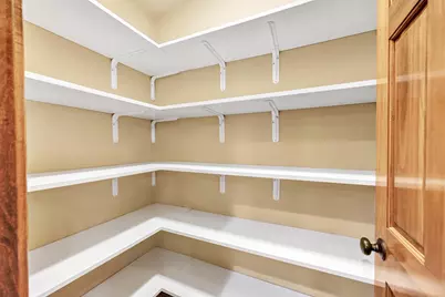 3825 Shore Crest Lane, Green Bay, WI 54311 - Photo 7