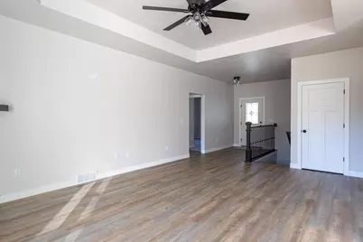 1009 Lotus Trail, Menasha, WI 54952 - Photo 11