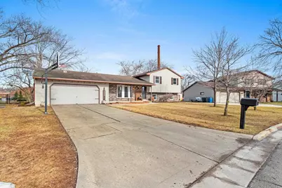 3638 Glenbrooke Lane, Green Bay, WI 54301 - Photo 3