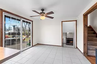 3638 Glenbrooke Ln, Green Bay, WI 54301 - Photo 15