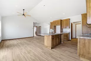 224 N 9th St, Hilbert, WI 54129 - Photo 9