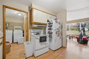 350 S Green Bay Rd, Neenah, WI 54956 - Photo 3