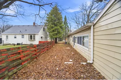 350 S Green Bay Road, Neenah, WI 54956 - Photo 15