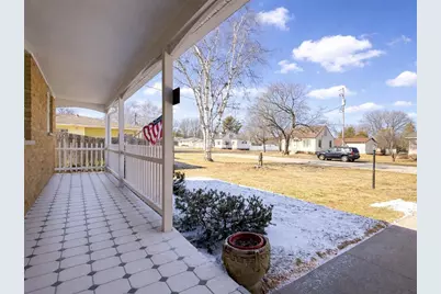 2515 17th Avenue, Menominee, MI 49858 - Photo 3