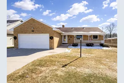 2515 17th Avenue, Menominee, MI 49858 - Photo 1