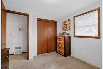 944 Duchateau Avenue, Green Bay, WI 54304 - Photo 33