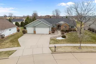 2304 Haysacher Ct, Kaukauna, WI 54130 - Photo 45
