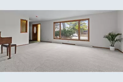 1913 Outagamie Street, Appleton, WI 54914 - Photo 9