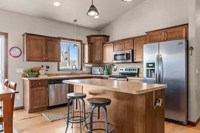 N9050 Spring Valley Road, Menasha, WI 54952 - Photo 3