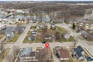 206 E Spring St, New London, WI 54961 - Photo 27