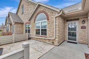 2107 E Milestone Dr, Appleton, WI 54913 - Photo 3