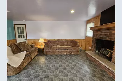 W142 State Rd 54, Oneida, WI 54155 - Photo 9