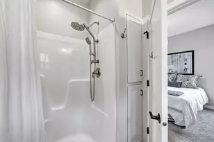 509 N Erie St, De Pere, WI 54115 - Photo 17