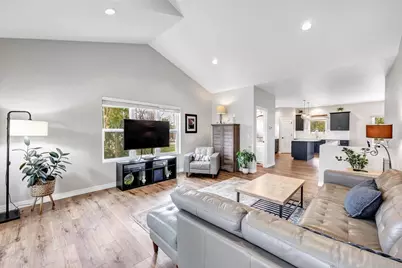 509 N Erie Street, De Pere, WI 54115 - Photo 3