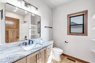 675 Sunset, Green Bay, WI 54313 - Photo 21