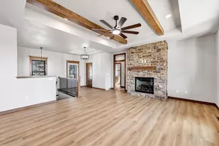 675 Sunset, Green Bay, WI 54313 - Photo 3