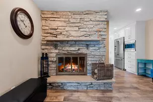 2031 Parkwood Ct, Green Bay, WI 54304 - Photo 17