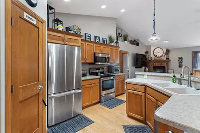 801 Pinecrest Road, Green Bay, WI 54313 - Photo 15