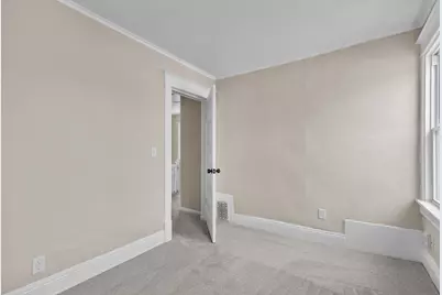 22 E Melvin Avenue, Oshkosh, WI 54901 - Photo 21