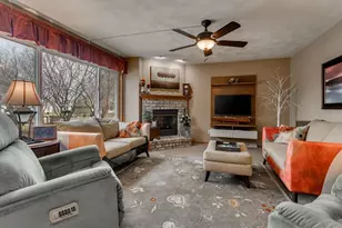 W6074 Strawflower Dr, Appleton, WI 54915 - Photo 5