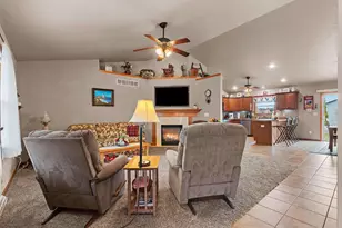 2008 Nature's Way, Menasha, WI 54952 - Photo 7