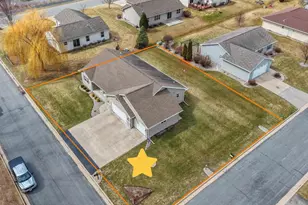 2008 Nature's Way, Menasha, WI 54952 - Photo 23