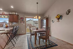 2008 Nature's Way, Menasha, WI 54952 - Photo 11