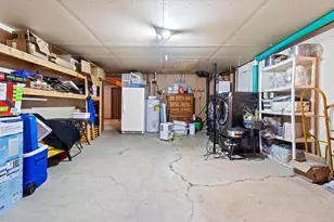 2405 Cedar Ridge Ct, Green Bay, WI 54313 - Photo 33