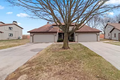 2405 Cedar Ridge Court, Green Bay, WI 54313 - Photo 5