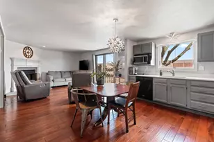 2405 Cedar Ridge Ct, Green Bay, WI 54313 - Photo 15